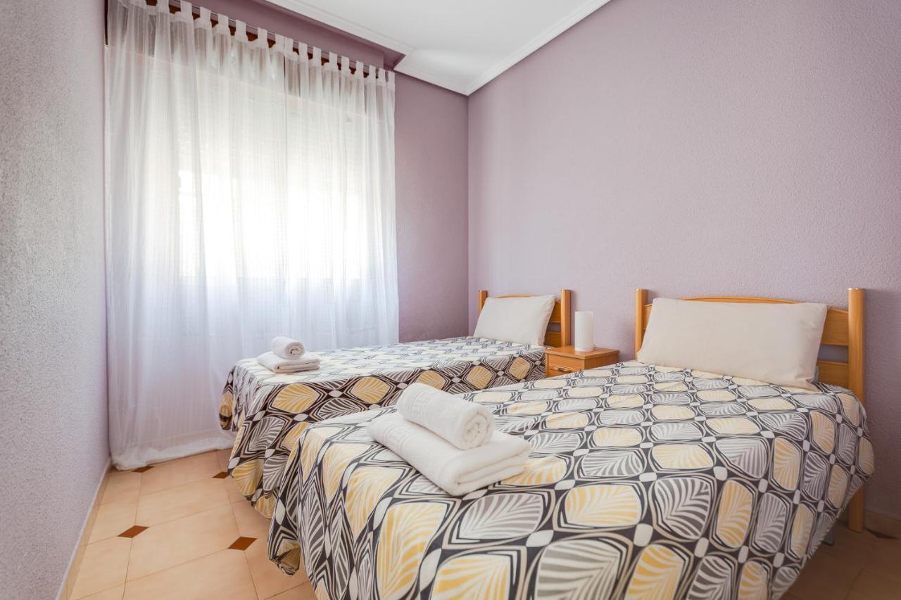 Playa La Mata - Apartamento "Limonka" Buitenkant foto