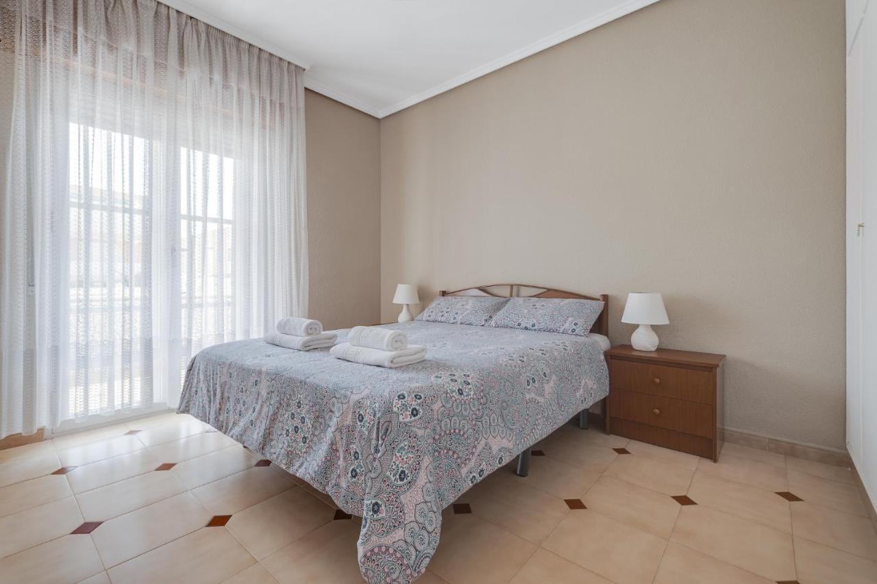 Playa La Mata - Apartamento "Limonka" Buitenkant foto