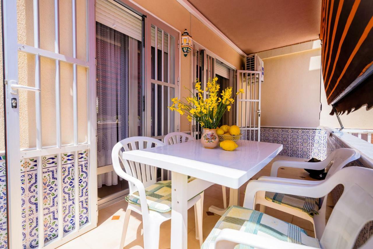 Playa La Mata - Apartamento "Limonka" Buitenkant foto